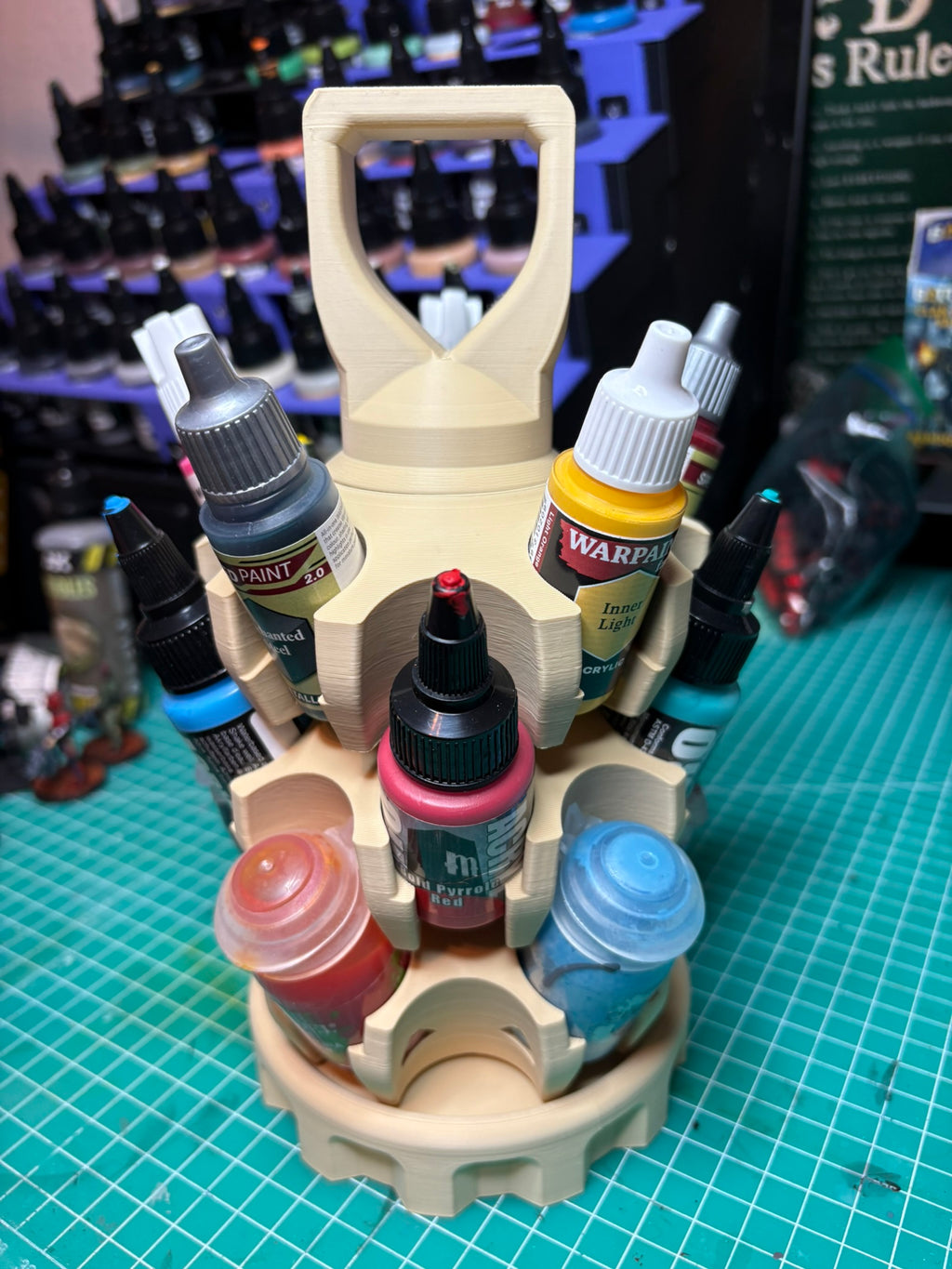 PorcuPaint Rotating Miniature Painting Shelf